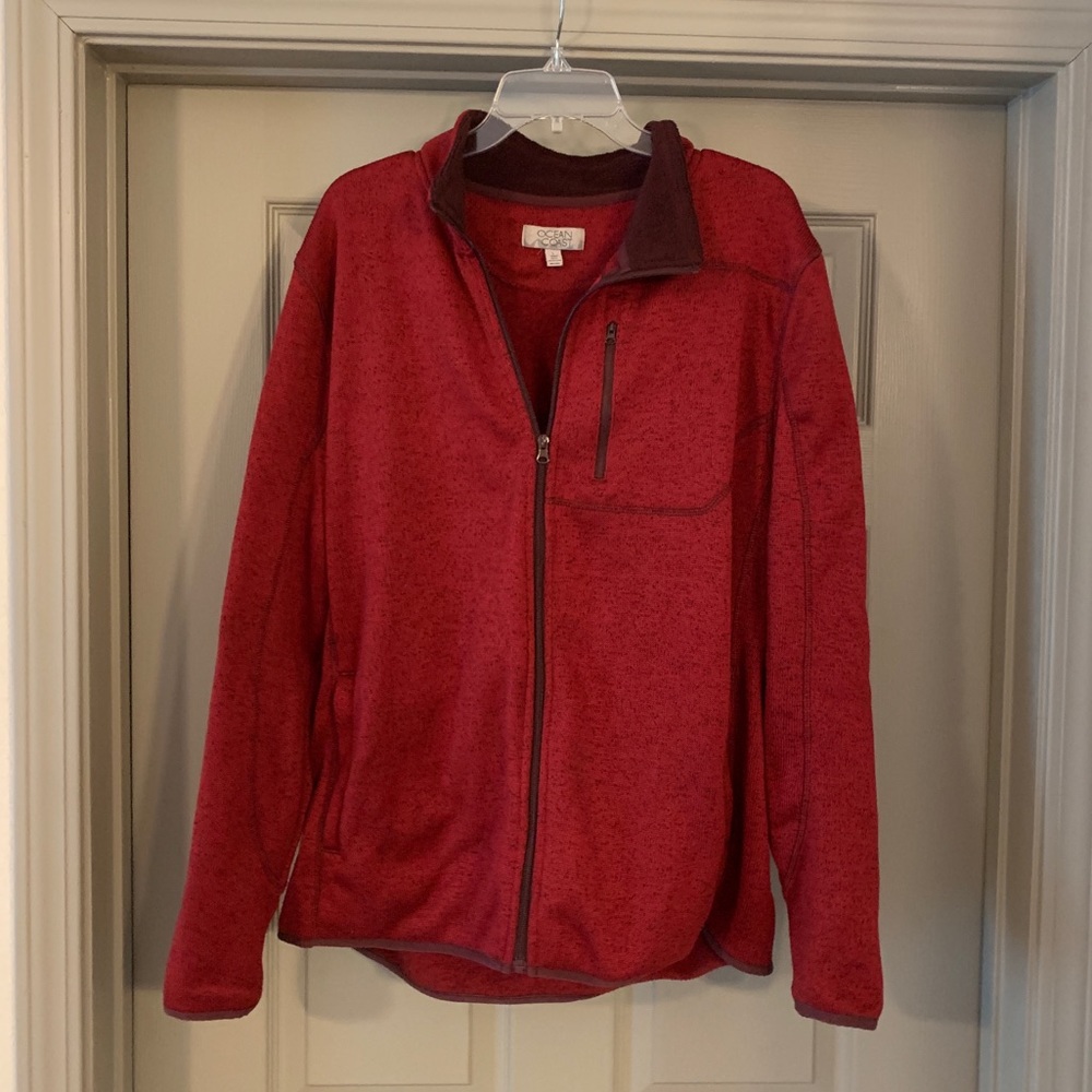 Men’s burgundy full zip jacket